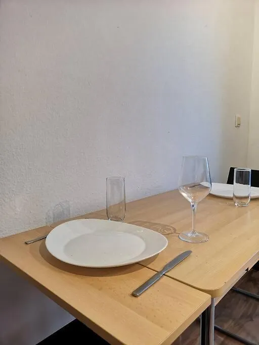 Ruhiges Apartment Mit Parkplatz バイロイト